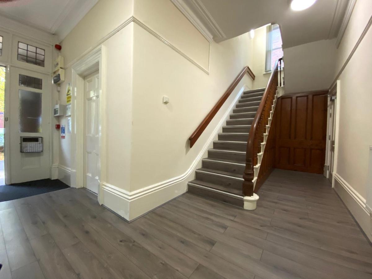 شقة Spacious Victorian Studio Flat دونكاستر المظهر الخارجي الصورة